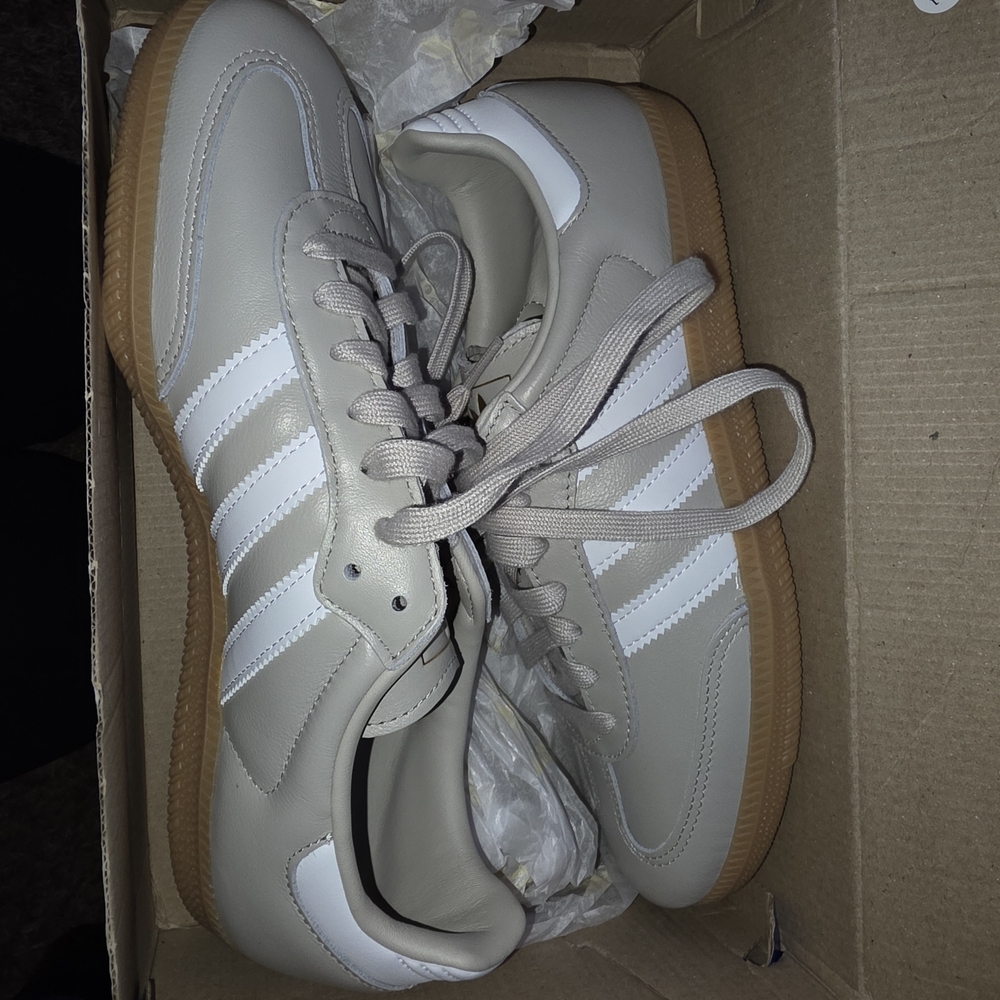 Adidas Classic Gray and White Trainers